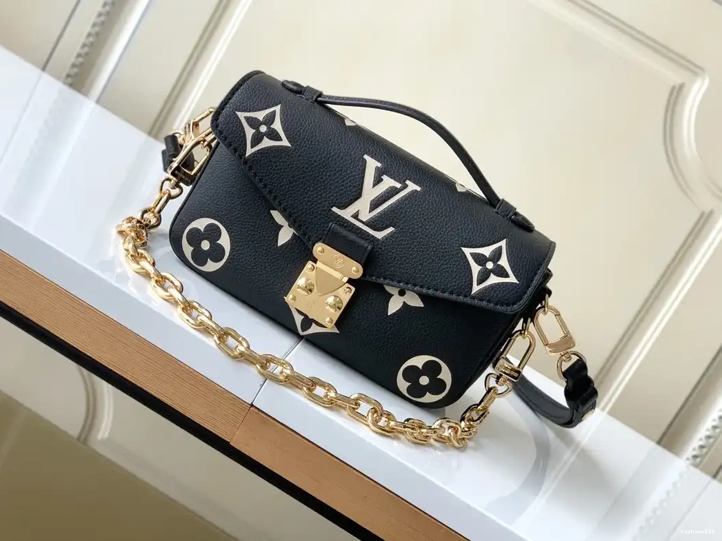 METIS VUITTON LOUIS WEST EAST POCHETTE 0330